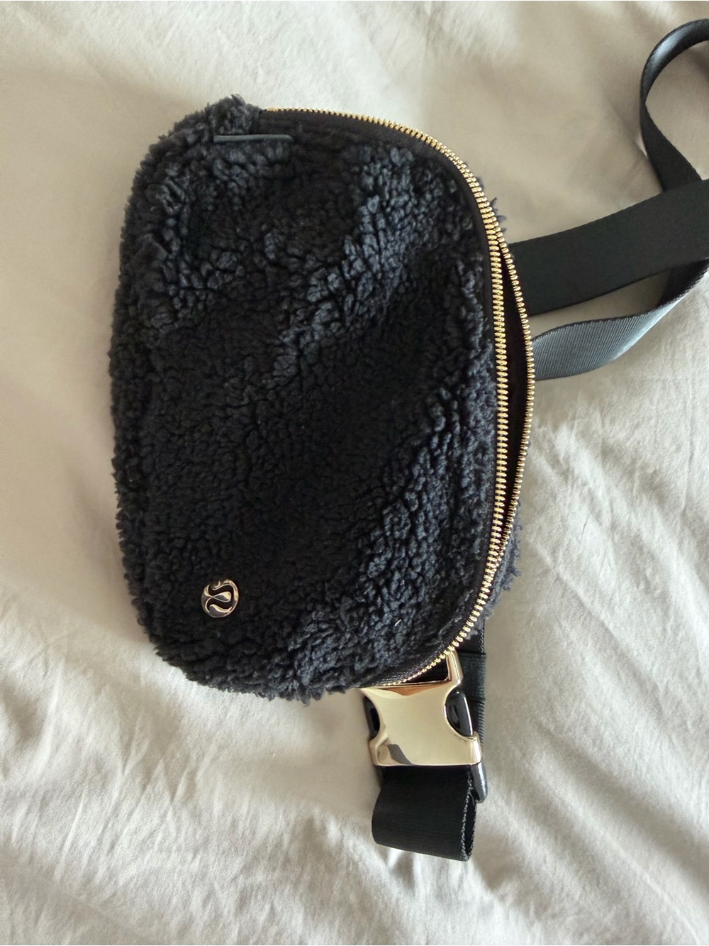 lululemon athletica Black Sherpa Crossbody Belt Bag with Gold Hardware